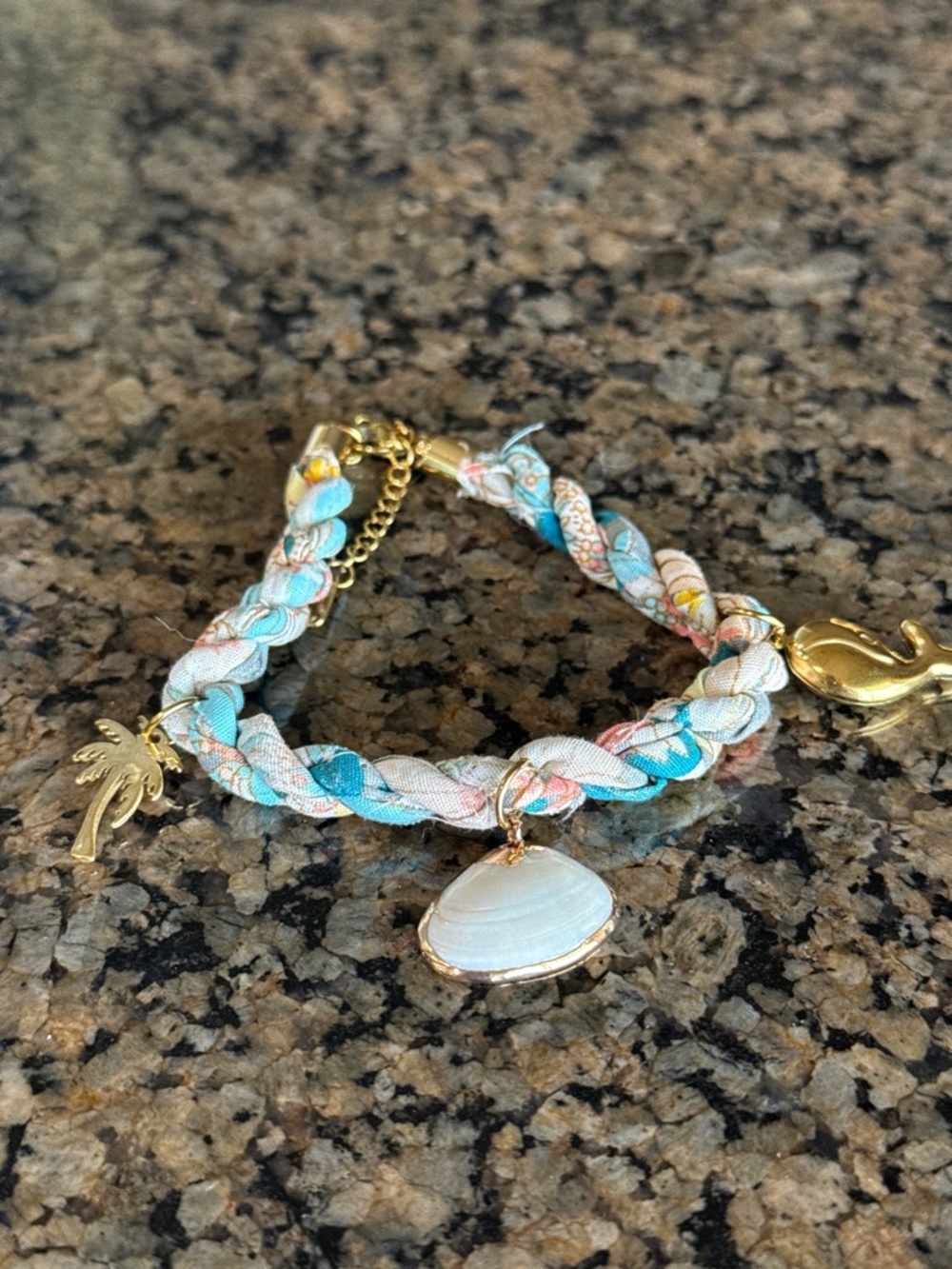 Accessory Bundle - Styled Collection - Picture 14 of 15
